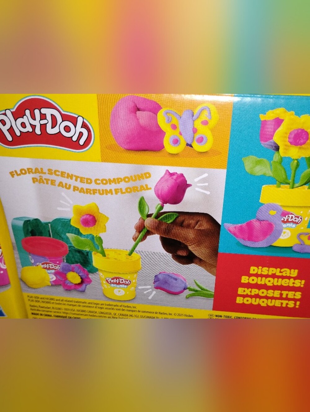 Kids' Play-Doh Scented Flower Building Set - Pink & Yellow